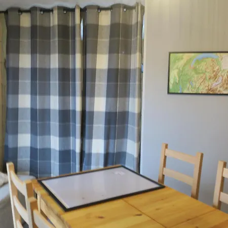 Appartement Cocooning à Avec Wifi, Pour 5 Personnes - Fr-1-198-207 *
