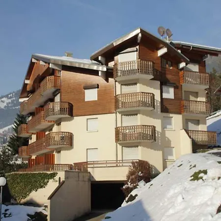Cocooning à Avec Wifi, Pour 5 Personnes - Fr-1-198-207 *
